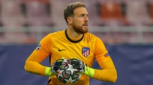 Top 10 Best Goalkeepers in the World Who Keep a Clean Sheet - Who Are They